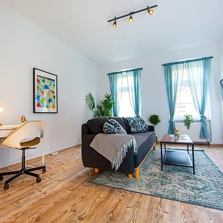 Grossraum-Apartments Mit 2Sz, Wz, Kueche, Smart-Tv, Parken, Etc Erfurt Room photo