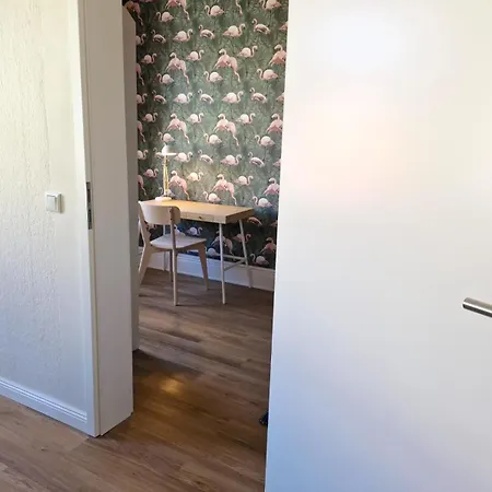 Grossraum-Apartments Mit 2Sz, Wz, Kueche, Smart-Tv, Parken, Etc Erfurt Room photo