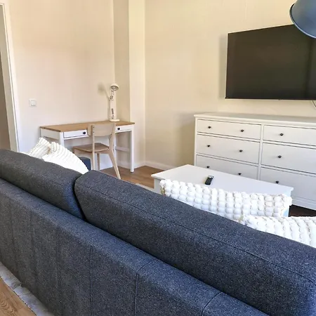 Grossraum-Apartments Mit 2Sz, Wz, Kueche, Smart-Tv, Parken, Etc Erfurt Room photo