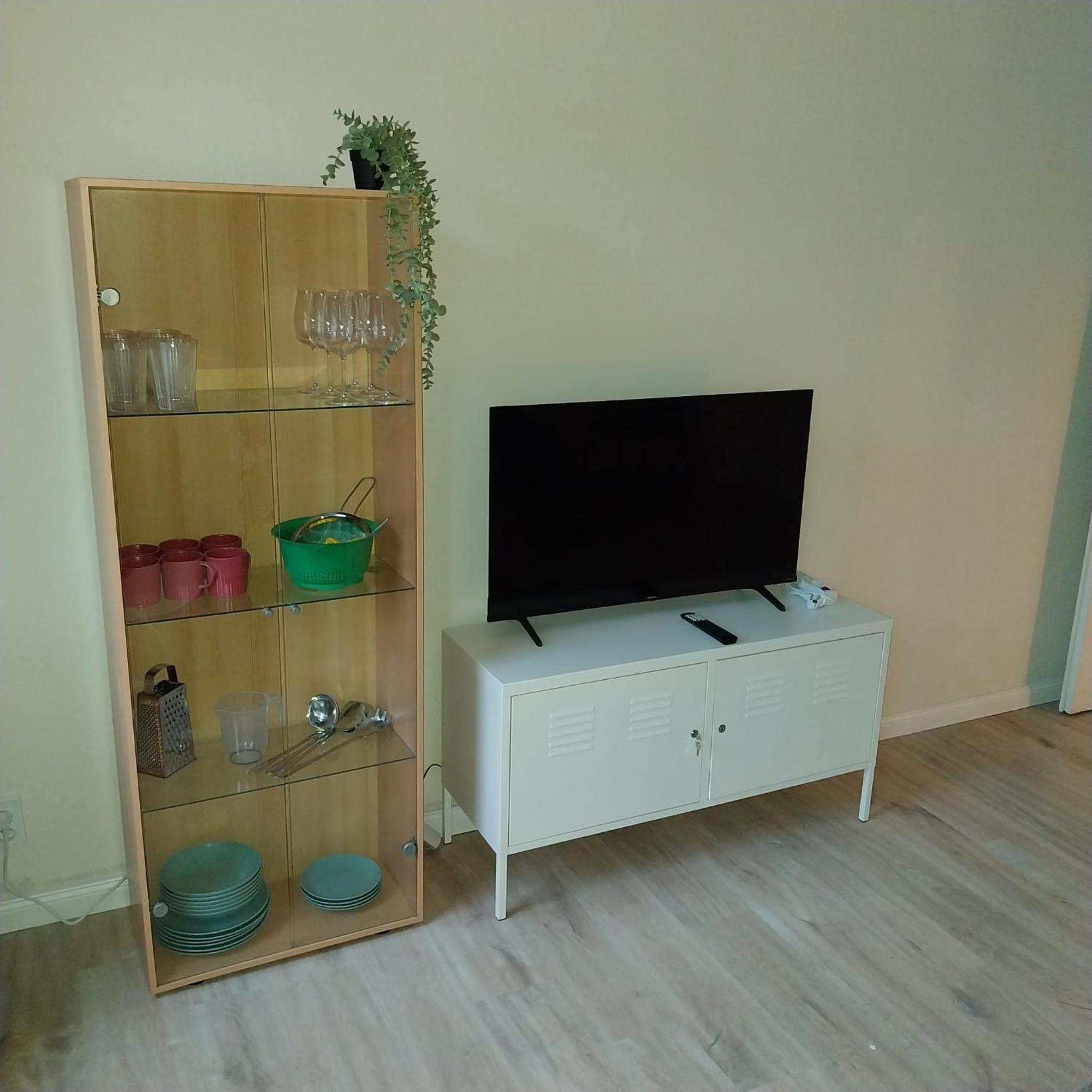 Grossraum-apartments Mit 2sz, Wz, Kueche, Smart-tv, Parken, Etc Apartment *