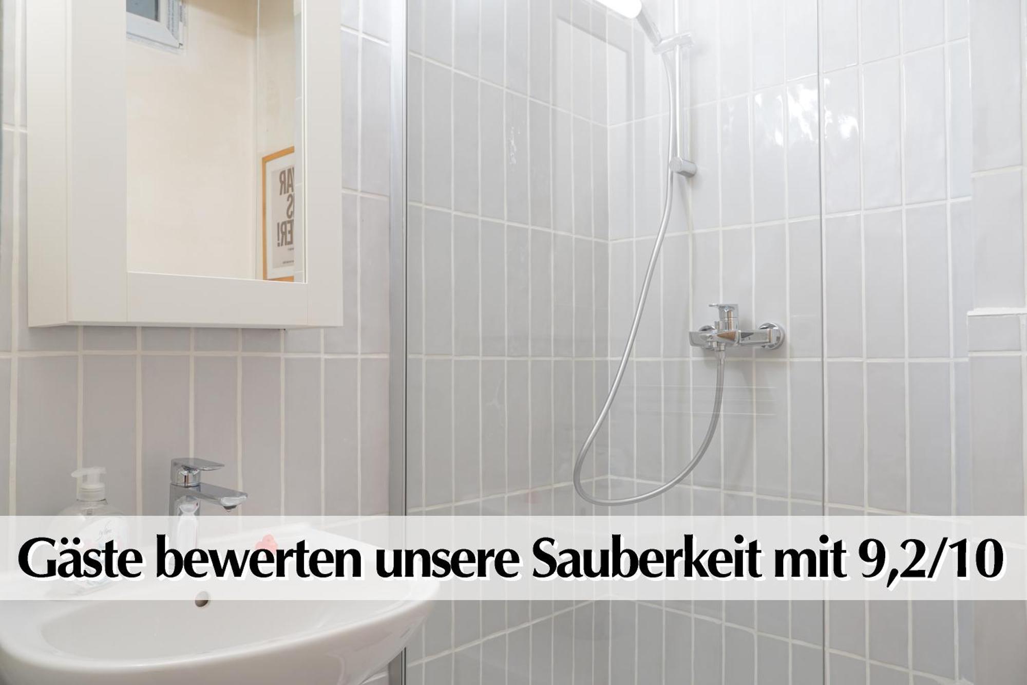 Apartment Grossraum-apartments Mit 2sz, Wz, Kueche, Smart-tv, Parken, Etc Erfurt