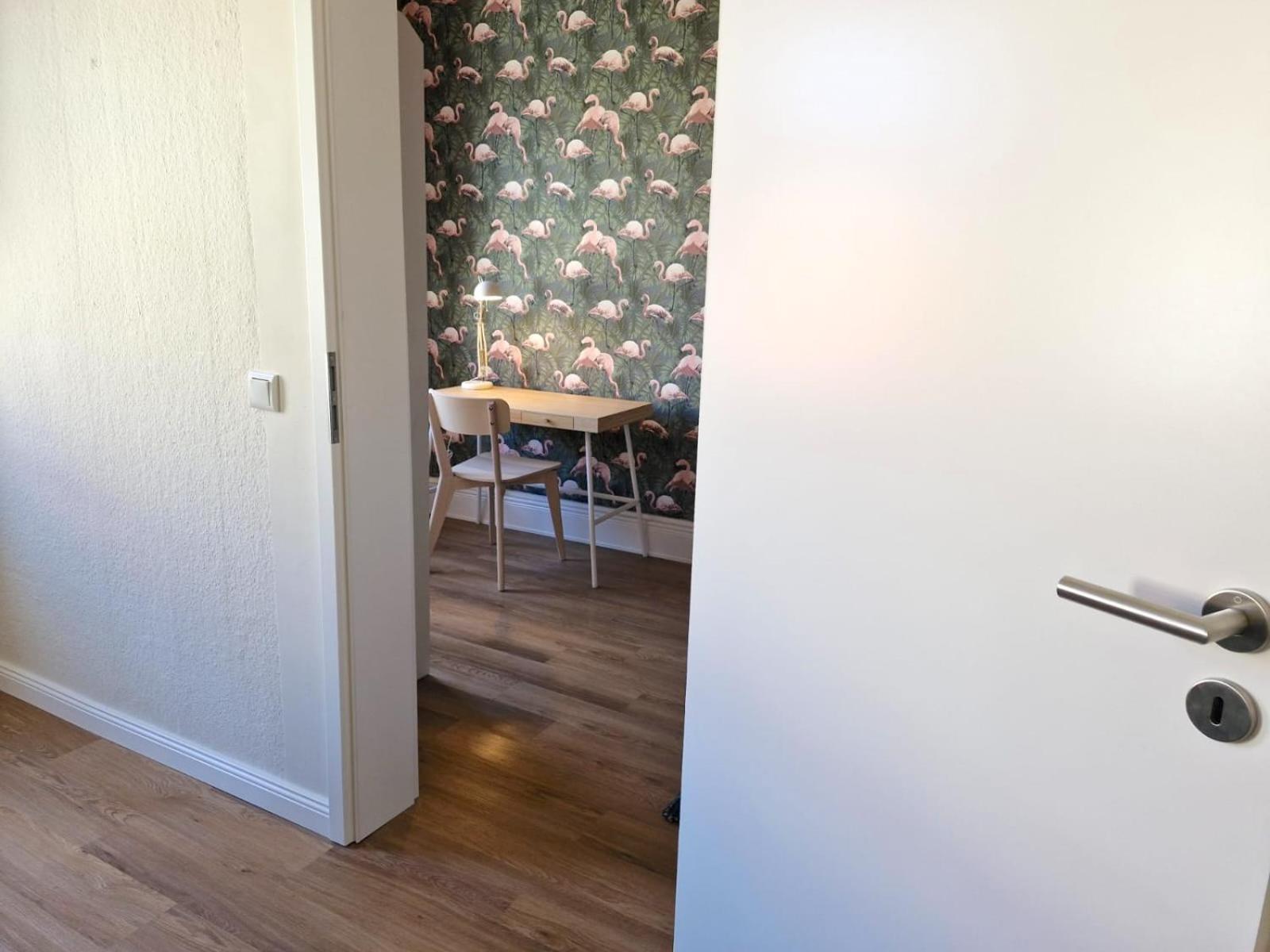 Grossraum-apartments Mit 2sz, Wz, Kueche, Smart-tv, Parken, Etc Apartment